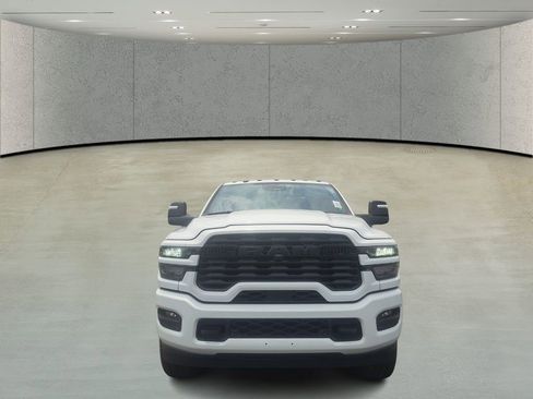 New 2025 RAM 2500 Big Horn AWD/4WD image 3