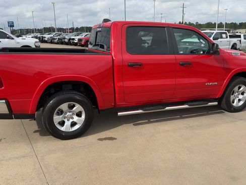 Used 2025 RAM 1500 Lone Star AWD/4WD image 7