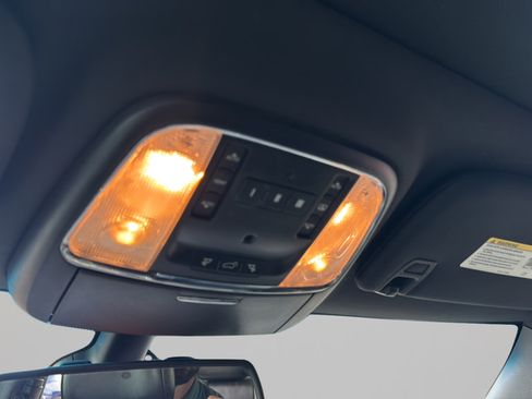 Used 2014 Jeep Grand Cherokee Overland AWD/4WD image 18
