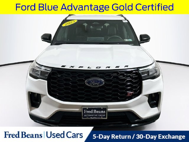 Certified 2025 Ford Explorer ST AWD/4WD image 2