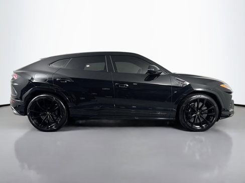 Used 2020 Lamborghini Urus image 4
