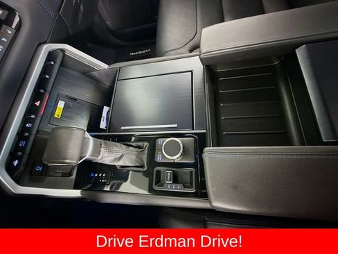 Used 2023 Toyota Tundra Platinum AWD/4WD image 19
