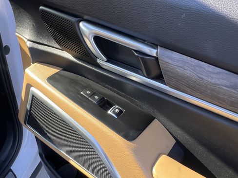 Used 2022 Kia Telluride SX image 16