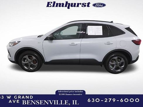 Certified 2025 Ford Escape ST-Line image 2