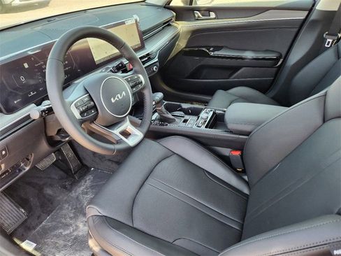New 2025 Kia K5 EX image 8