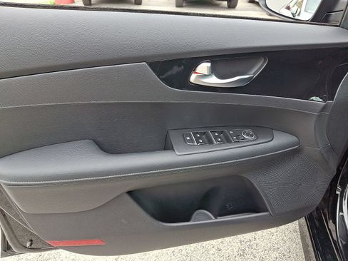 Used 2024 Kia Forte GT-Line FWD image 11