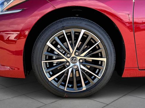 New 2025 Lexus ES 350 w/ Premium Package image 11