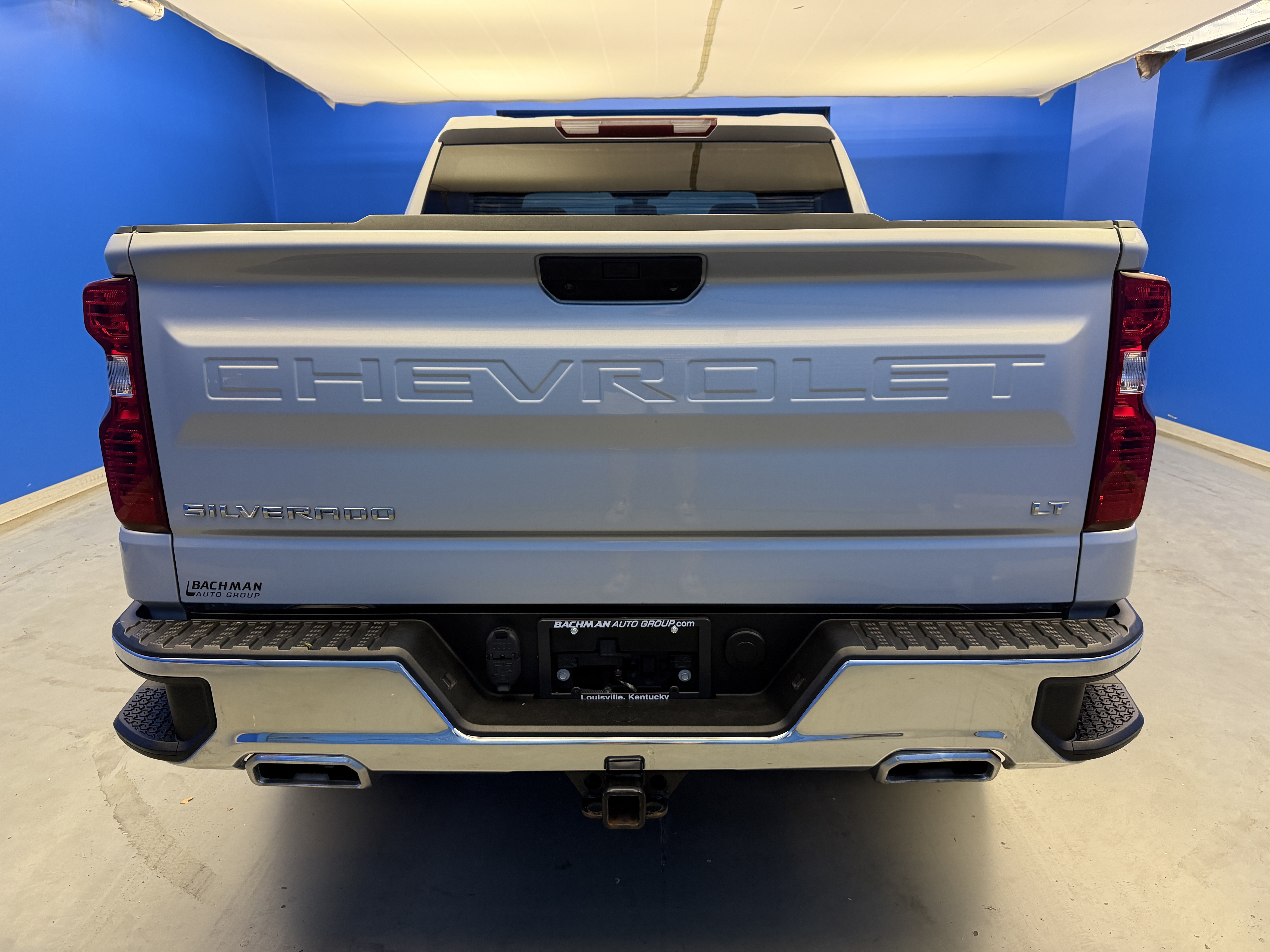 Used 2022 Chevrolet Silverado 1500 LT AWD/4WD image 6