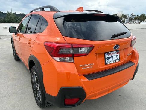 Used 2020 Subaru Crosstrek 2.0i Premium w/ Moonroof Package 2 AWD/4WD image 5