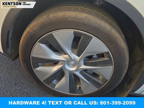 Used 2023 Tesla Model Y Long Range AWD/4WD image 2