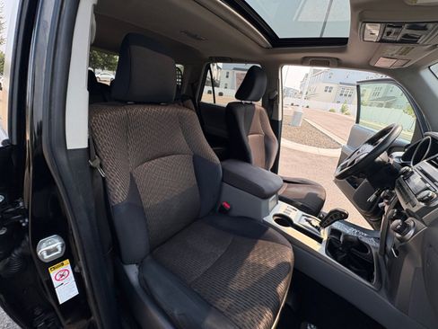 Used 2010 Toyota 4Runner SR5 AWD/4WD image 19