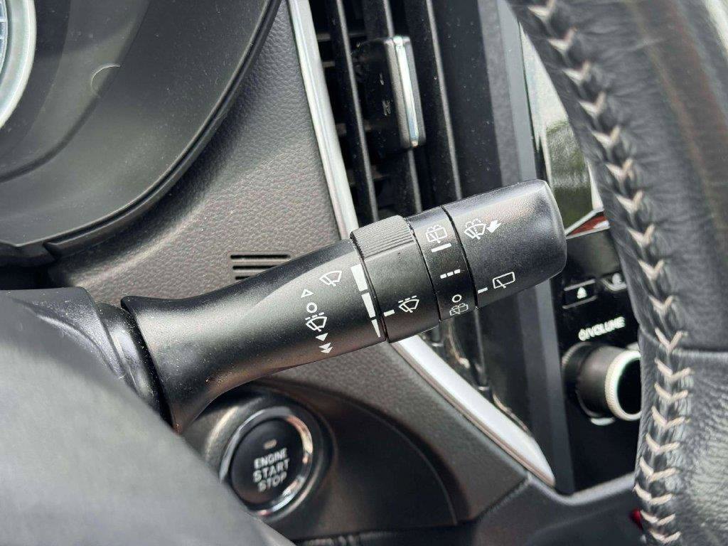 Used 2023 Subaru Forester Premium AWD/4WD image 30