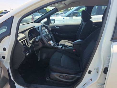 Used 2025 Nissan Leaf SV Plus FWD image 5