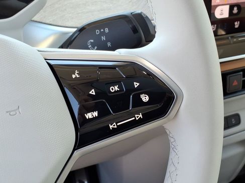 New 2025 Volkswagen ID. Buzz 1st Edition AWD/4WD image 20