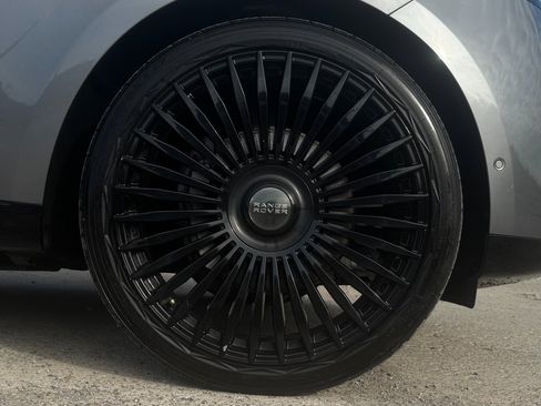 Used 2023 Land Rover Range Rover SE image 51