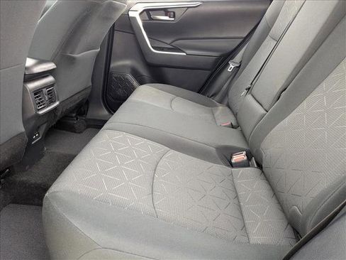 Used 2021 Toyota RAV4 XLE w/ Convenience Package image 16