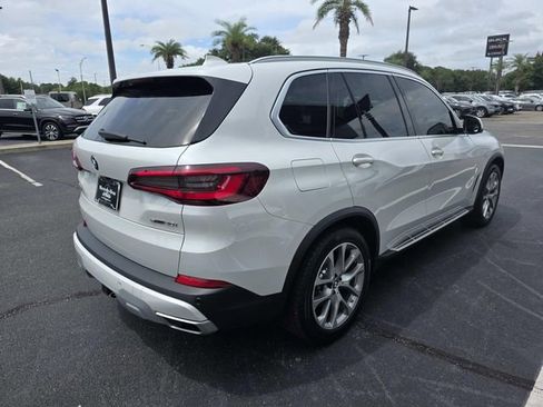 Used 2021 BMW X5 sDrive40i w/ Luxury Seating Package 2 image 6