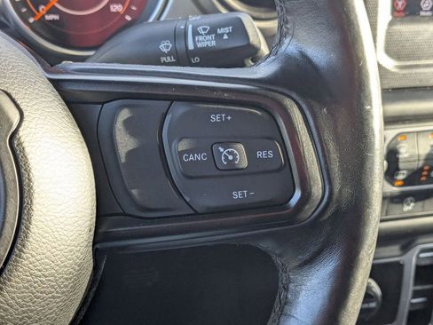 Used 2018 Jeep Wrangler Unlimited Sport S image 16