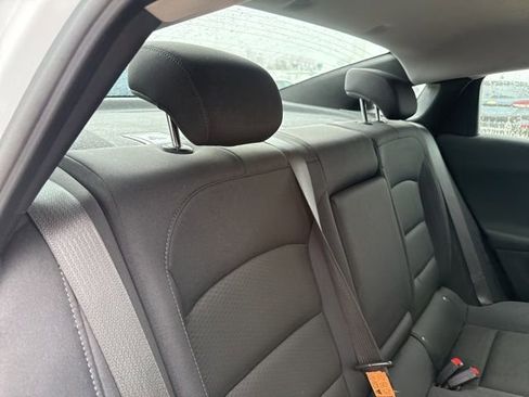 Used 2024 Chevrolet Malibu LT image 39