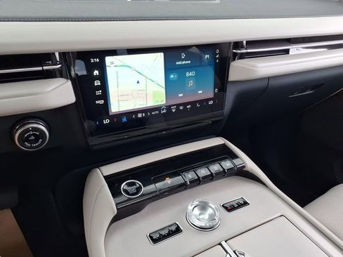 New 2026 Lincoln Navigator Reserve AWD/4WD image 25