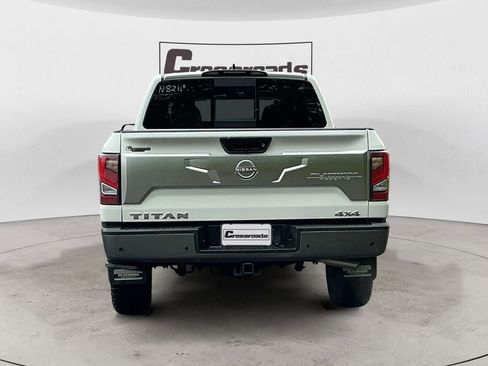 Used 2024 Nissan Titan Platinum Reserve w/ Moonroof Package AWD/4WD image 4