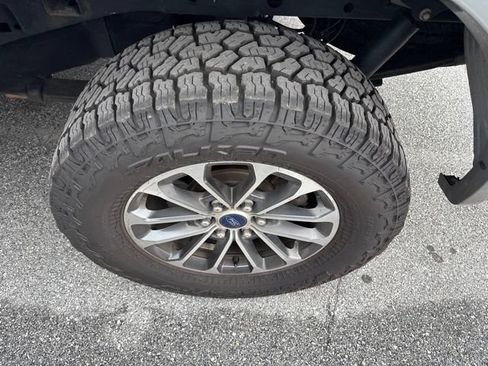 Used 2020 Ford F150 XLT w/ Equipment Group 302A Luxury AWD/4WD image 7