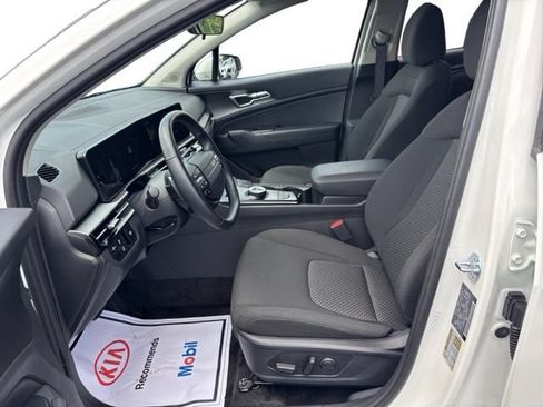 Certified 2026 Kia Sportage S AWD/4WD image 10