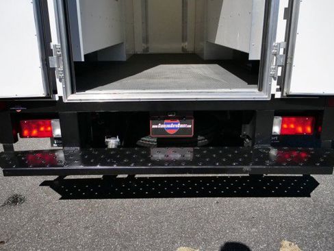 Used 2024 RAM ProMaster 3500 w/ Quick Order Package 22G SLT image 29