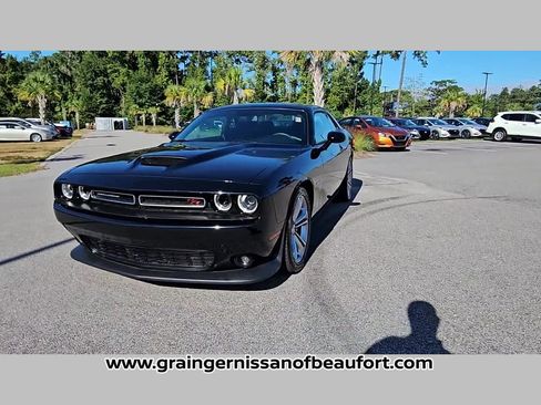 Used 2022 Dodge Challenger R/T image 19