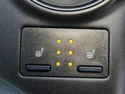 Used 2023 Toyota Camry XSE image 7