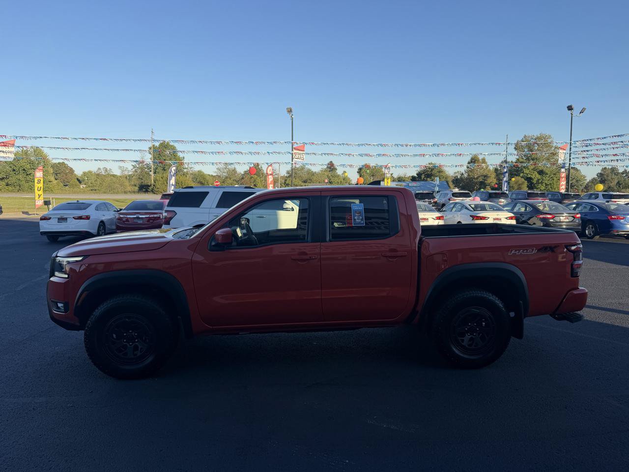 Used 2025 Nissan Frontier PRO-4X w/ Interior Protection Package AWD/4WD image 8