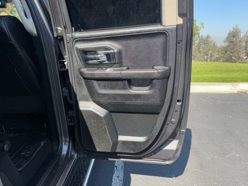 Used 2014 RAM 1500 Laramie w/ Convenience Group image 13