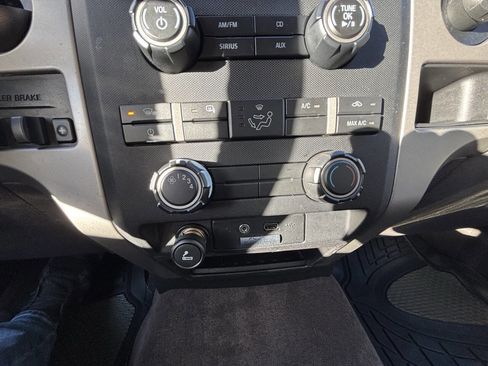 Used 2011 Ford F150 XLT w/ XLT Chrome Pkg image 15