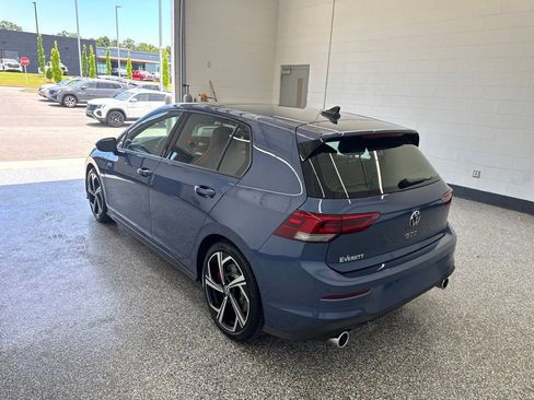 New 2026 Volkswagen GTI SE FWD image 3
