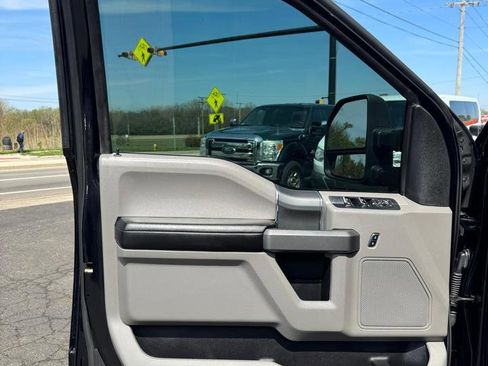 Used 2016 Ford F150 XLT w/ Equipment Group 302A Luxury image 13