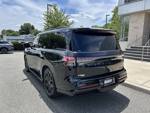 Certified 2026 INFINITI QX80 4WD image 6