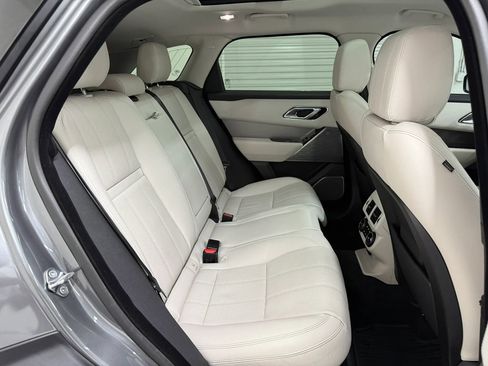 Used 2018 Land Rover Range Rover Velar R-Dynamic SE image 49