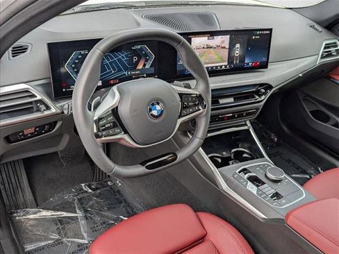 Used 2025 BMW 330i xDrive Sedan w/ M Sport Package image 10