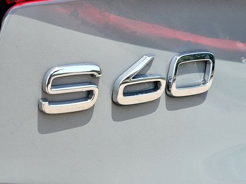 Used 2024 Volvo S60 T8 Plus w/ Climate Package AWD/4WD image 9