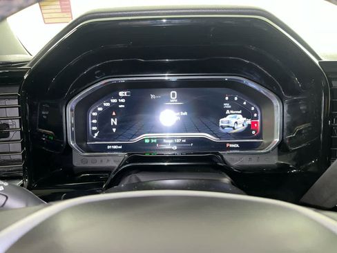 Used 2024 GMC Sierra 1500 Elevation image 17