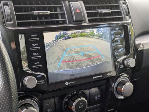 Used 2024 Toyota 4Runner TRD Off-Road Premium image 23