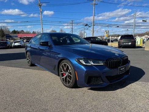 Used 2023 BMW M550i xDrive image 15