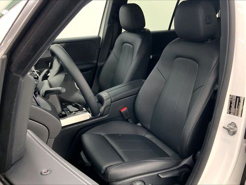 Certified 2022 Mercedes-Benz GLB 250 image 21