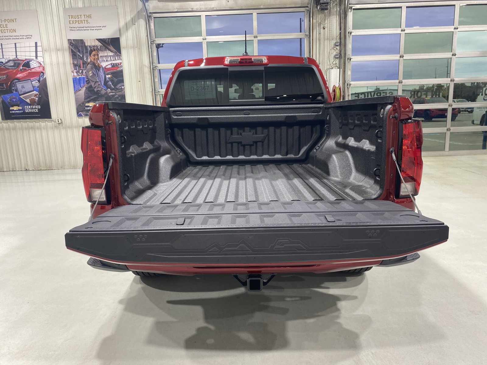 Used 2026 Chevrolet Colorado LT w/ Advanced Trailering Package AWD/4WD image 14