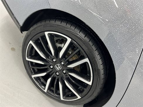 Used 2023 Honda Accord Touring image 18