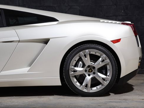 Used 2008 Lamborghini Gallardo AWD/4WD image 33
