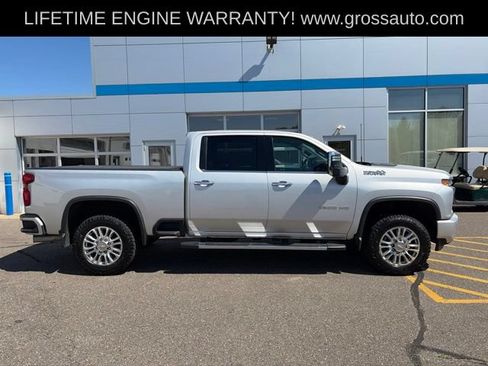 Used 2022 Chevrolet Silverado 2500 High Country w/ Safety Package II AWD/4WD image 8