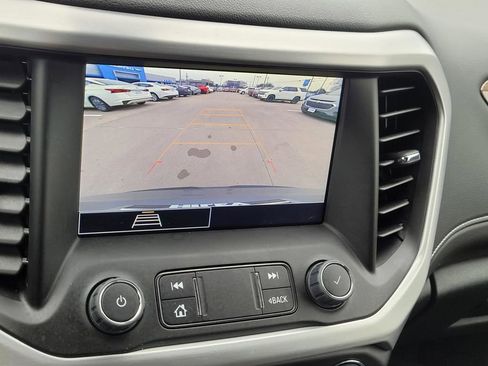 Certified 2023 GMC Acadia SLE w/ Driver Convenience Package image 28