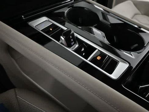 New 2025 Volkswagen Atlas SEL Premium R-Line image 30