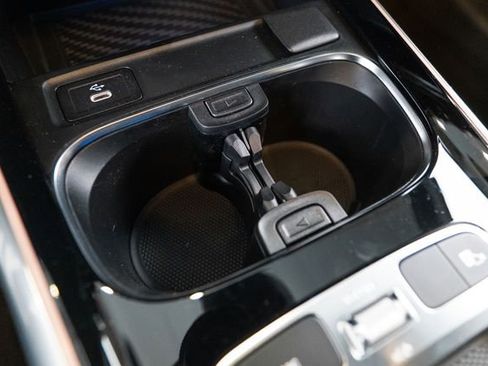 New 2026 Mercedes-Benz GLA 35 AMG 4MATIC image 27